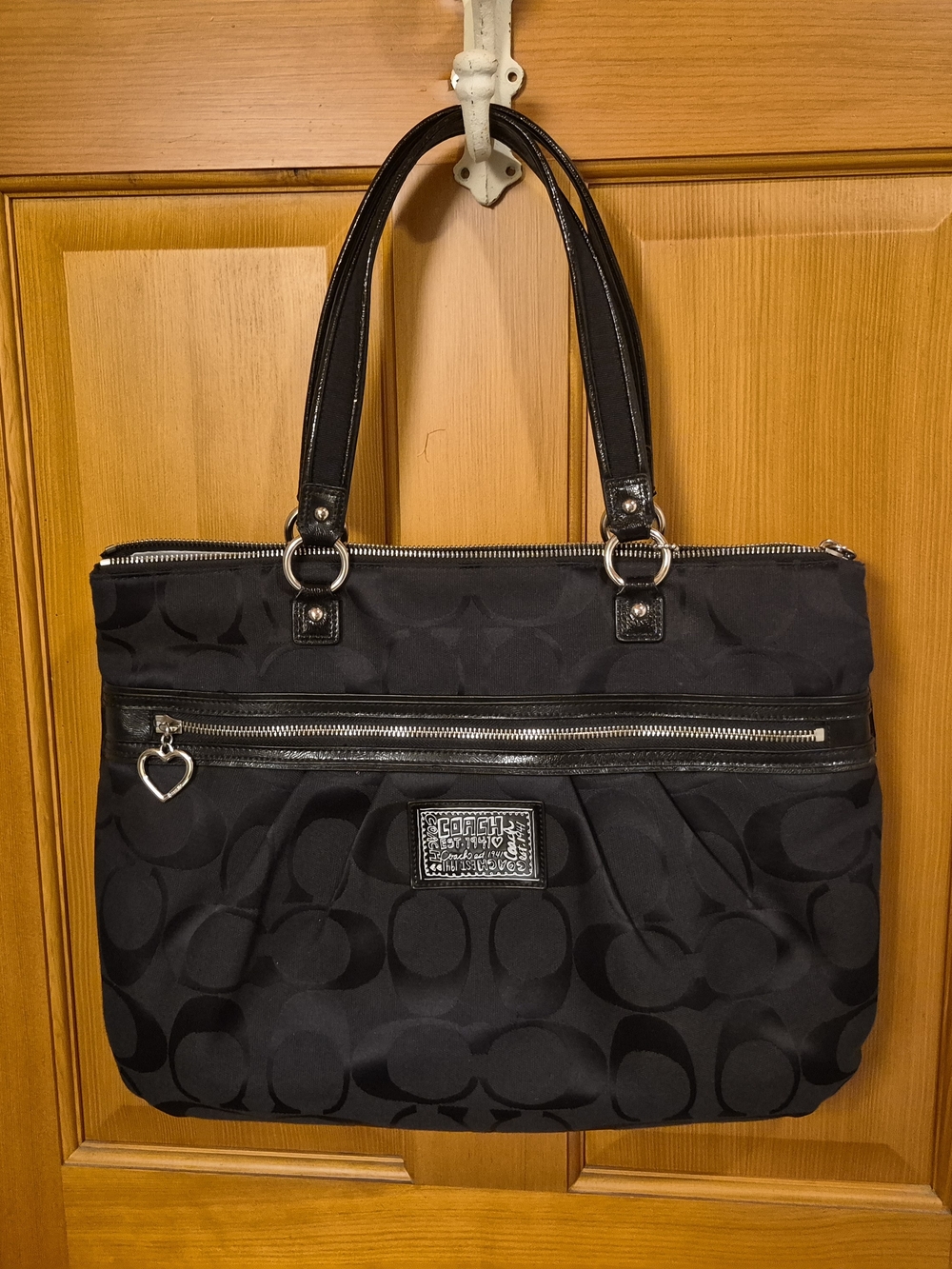Coach Daisy F22947 Black Signature Jacquard Bag
